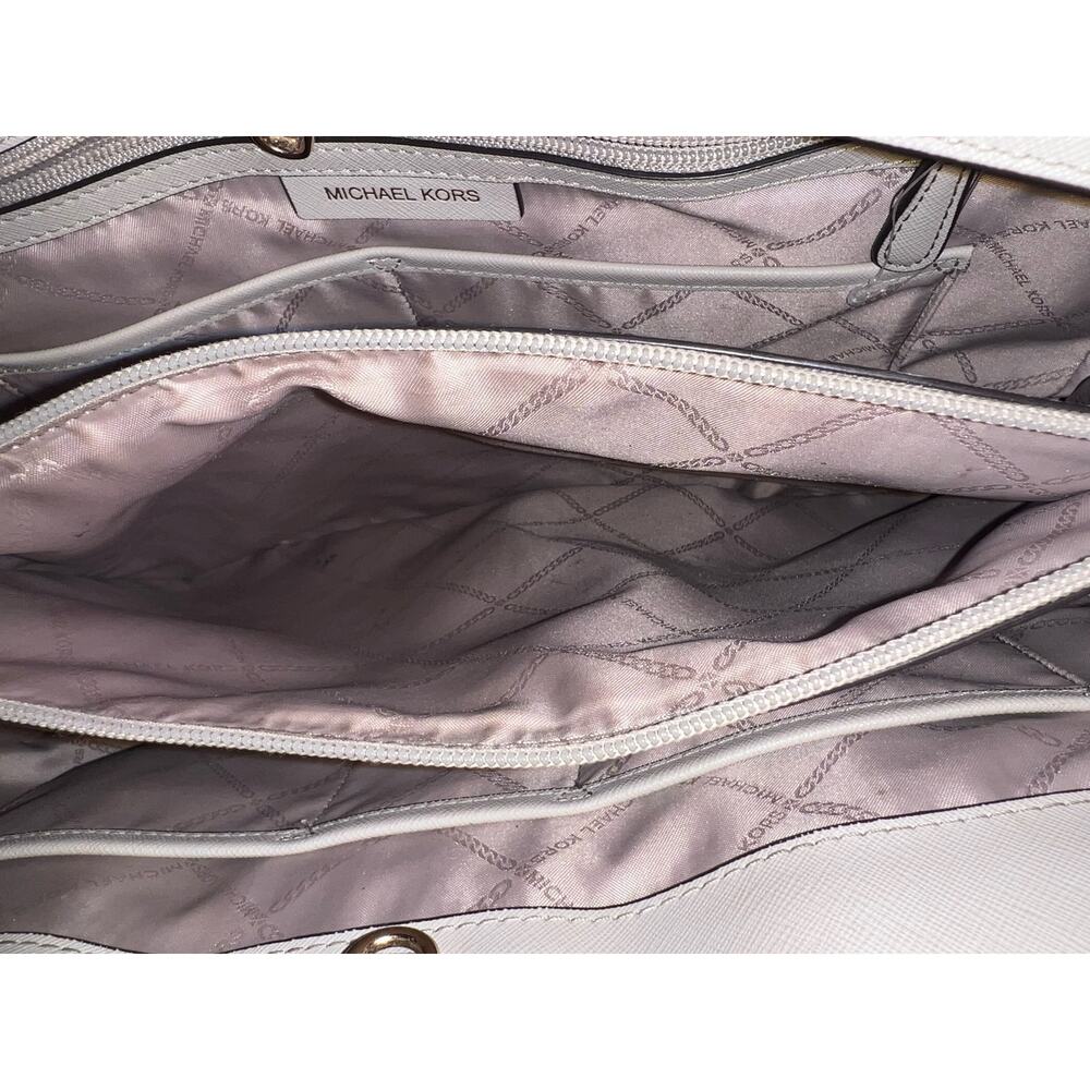 Michael Kors Jet‎ Set Large Tote Bags - Picture 12 of 13